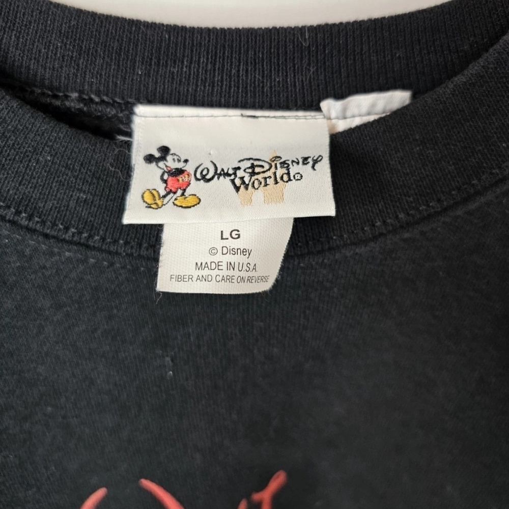Vintage 90's Walt Disney World Graphic Sweatshirt Large Black Soft Crewneck USA - Picture 2 of 4